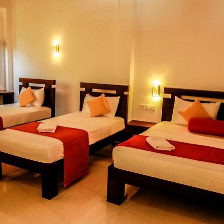 Queens Lodge Kandy Exterior foto