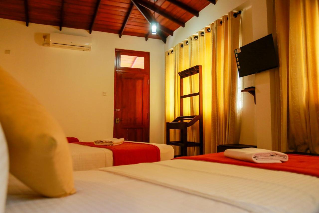 Queens Lodge Kandy Exterior foto