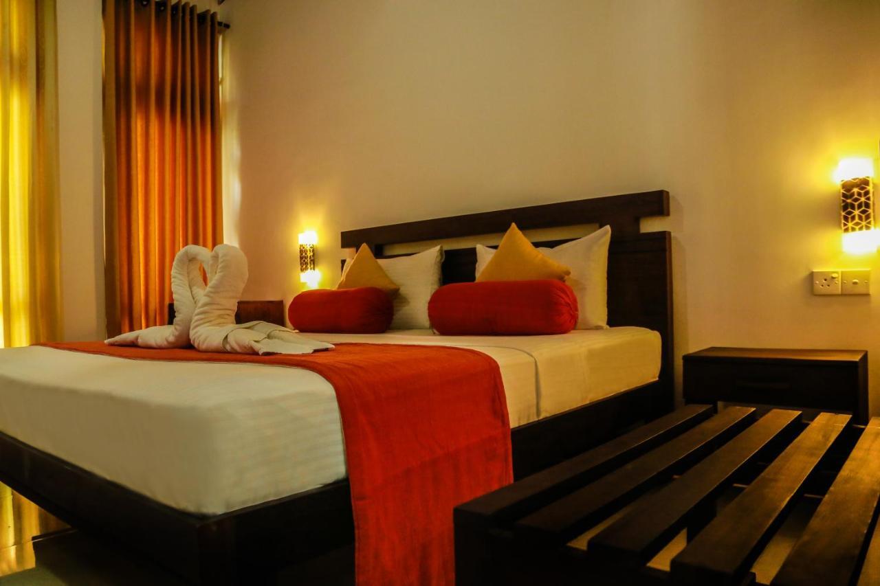 Queens Lodge Kandy Exterior foto