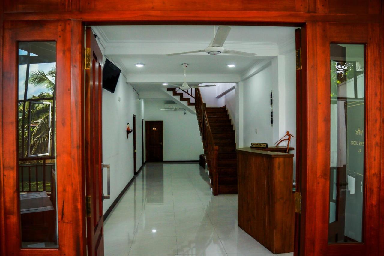 Queens Lodge Kandy Exterior foto