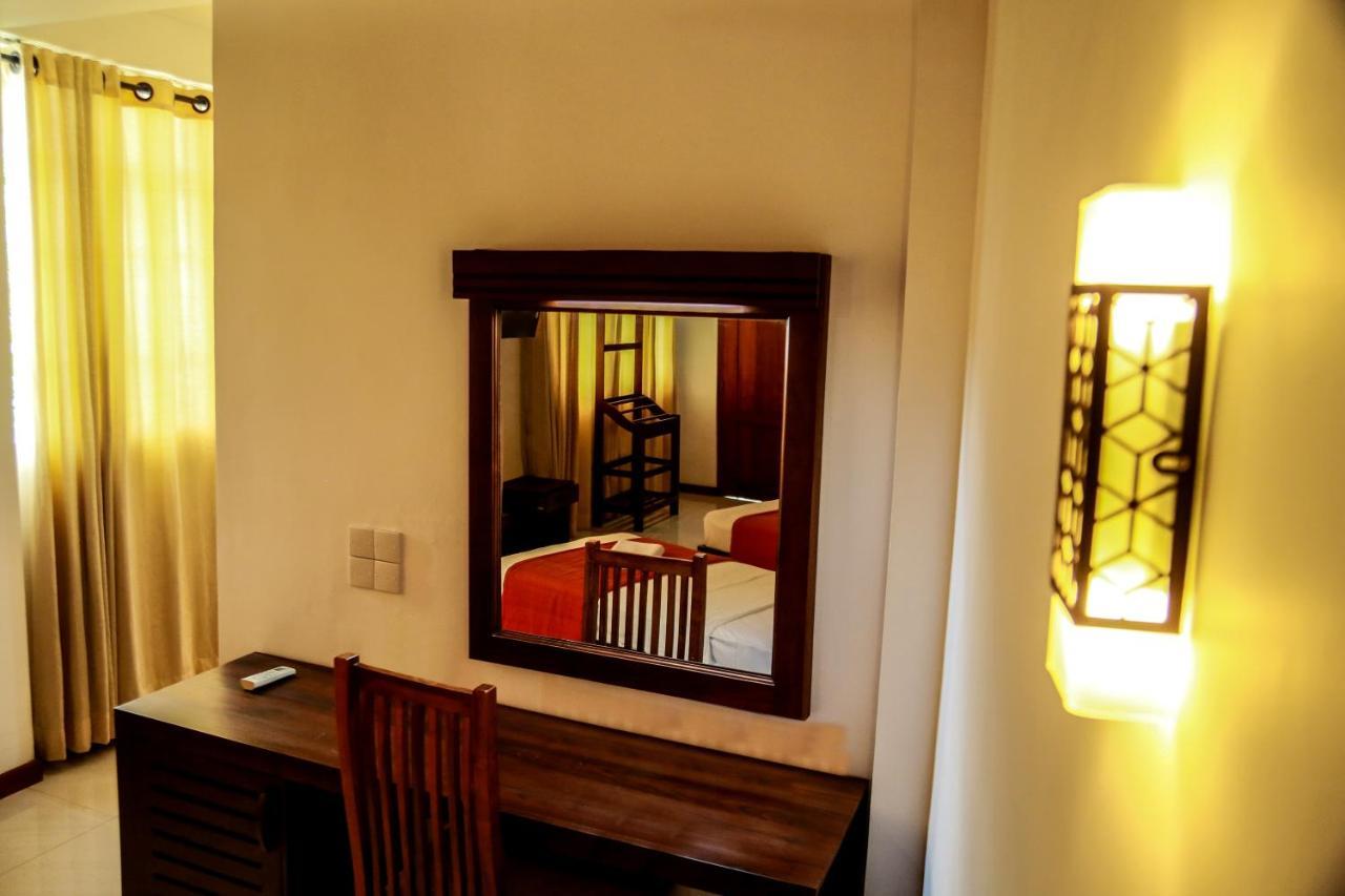 Queens Lodge Kandy Exterior foto